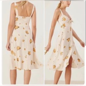 Reformation dress, size 6, great condition.